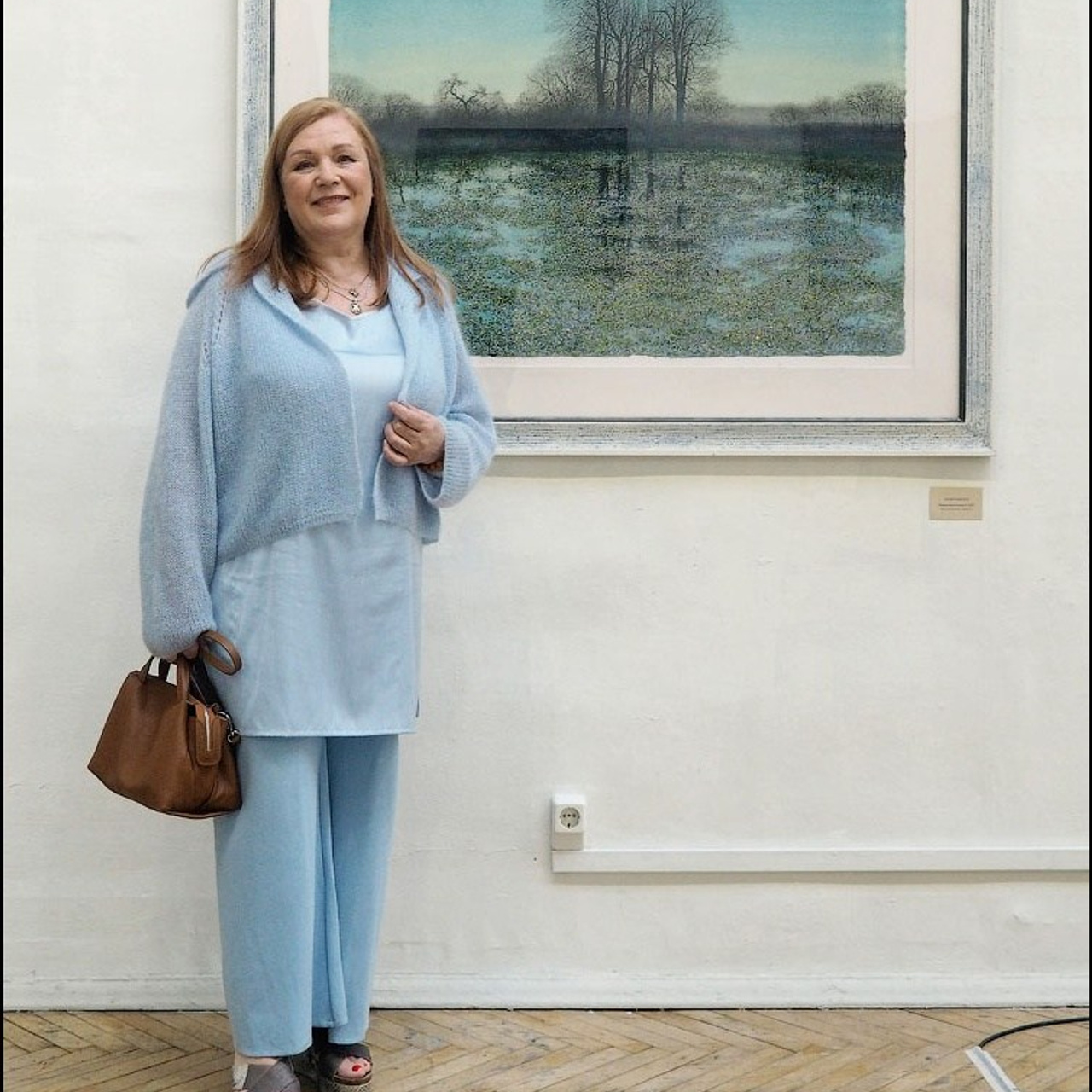 Латиф Казбеков «БУМАЖНЫЕ МИРЫ»