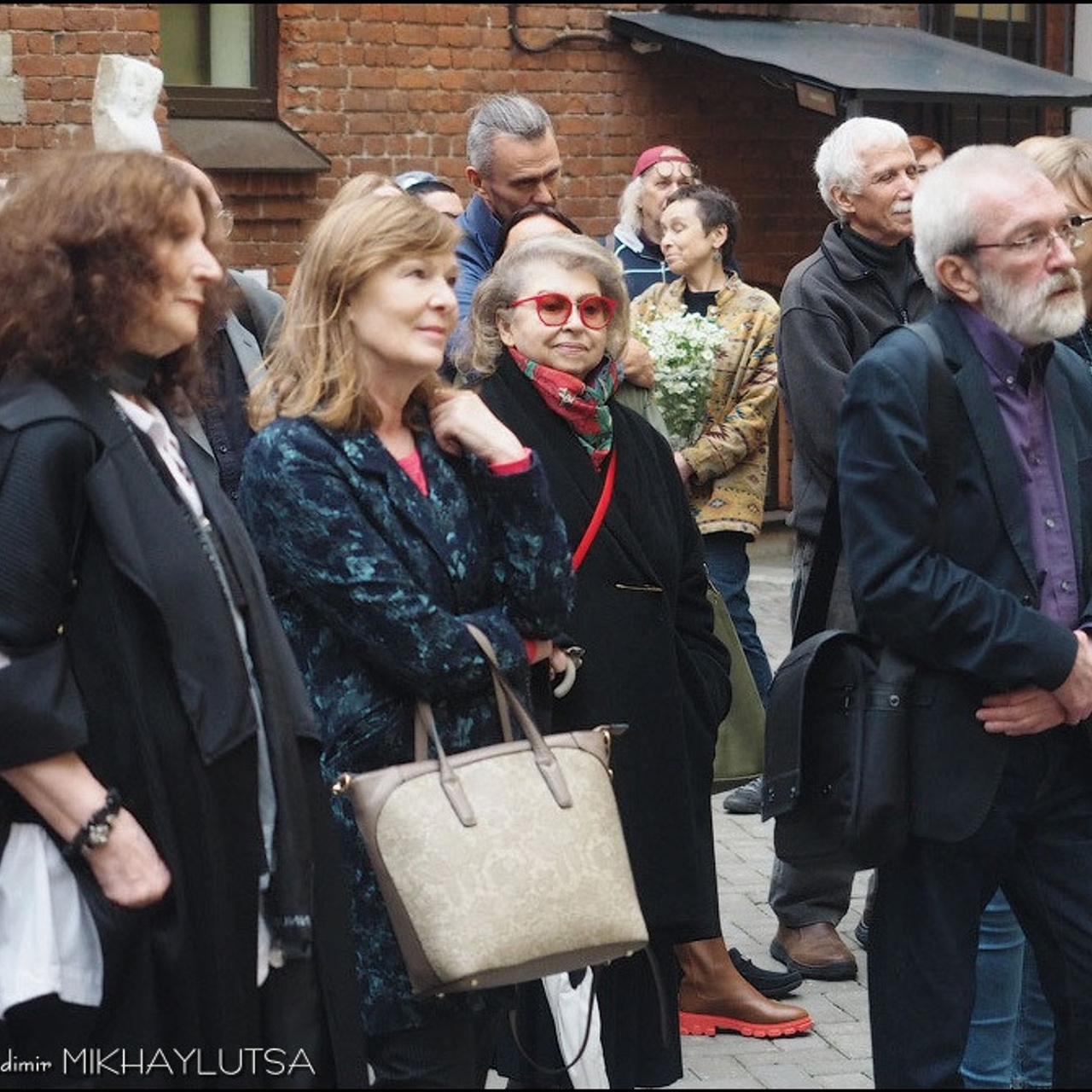 Роберт Лотош «ИСТОРИИ ПОВСЕДНЕВНОСТИ»