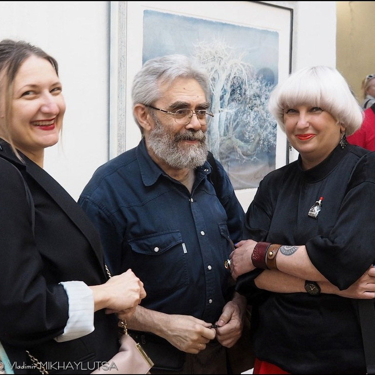 Латиф Казбеков «БУМАЖНЫЕ МИРЫ»