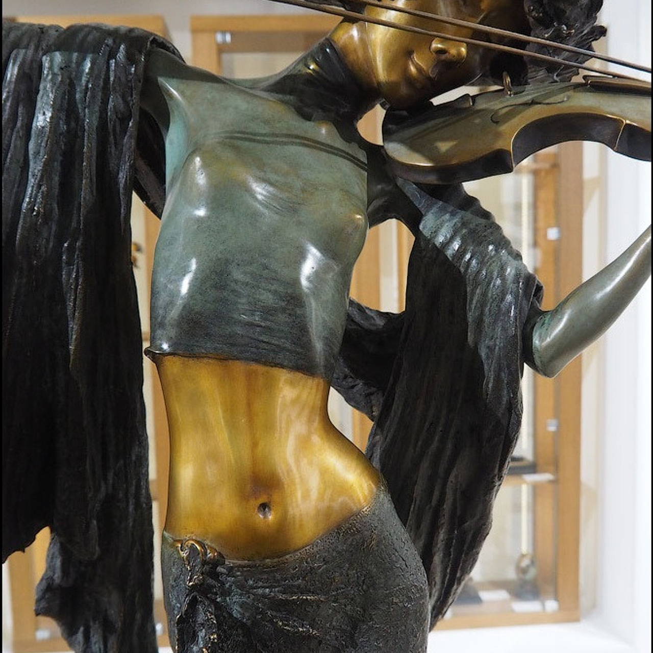 Две картины из музея - Люминография - luminografia.ru