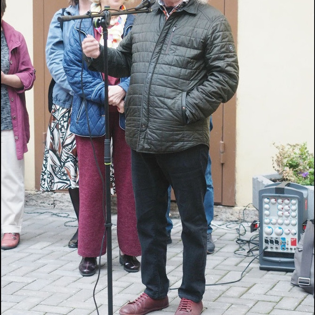 Роберт Лотош «ИСТОРИИ ПОВСЕДНЕВНОСТИ»