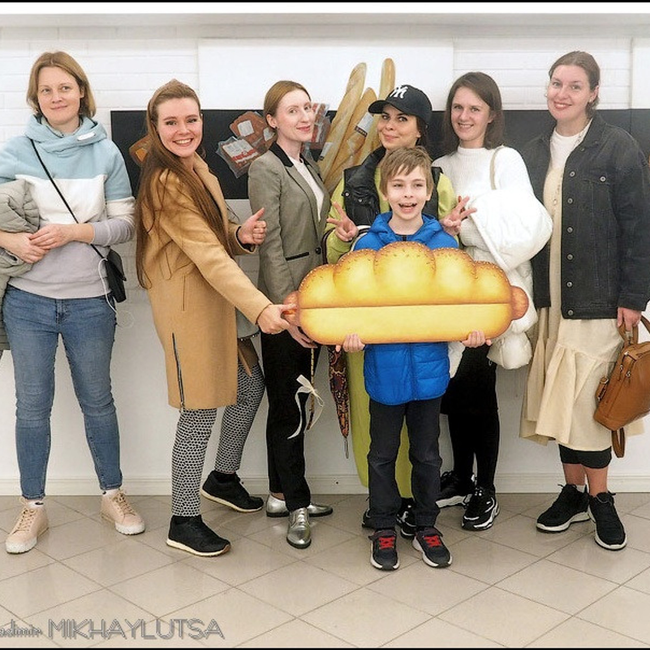 Сосиске в тесте 150 лет! - Люминография - luminografia.ru