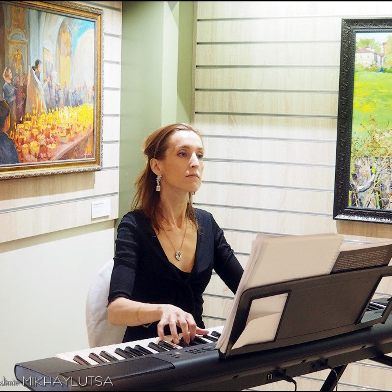 Юбилейная выставка галереи «Краски жизни»