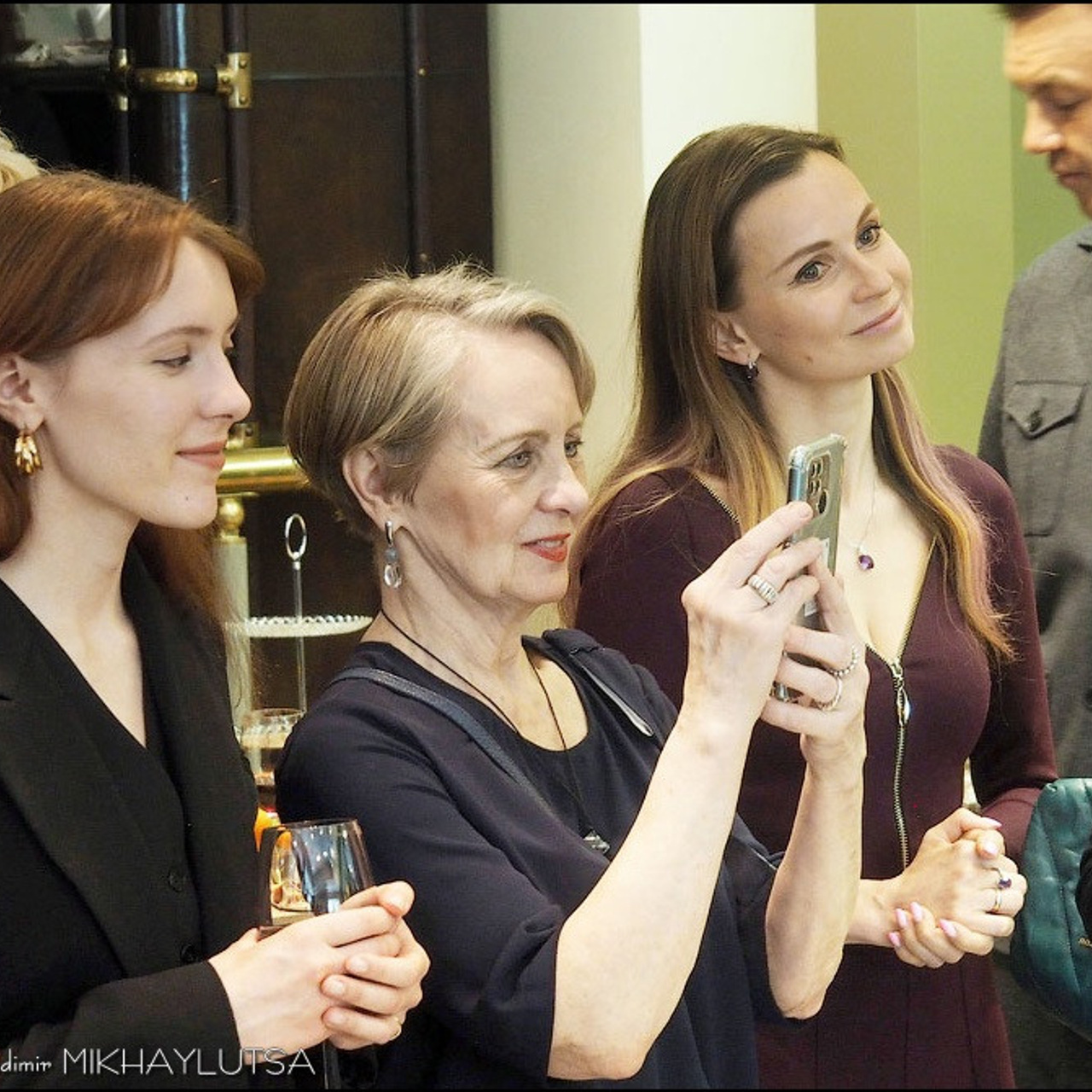 Юбилейная выставка галереи «Краски жизни»