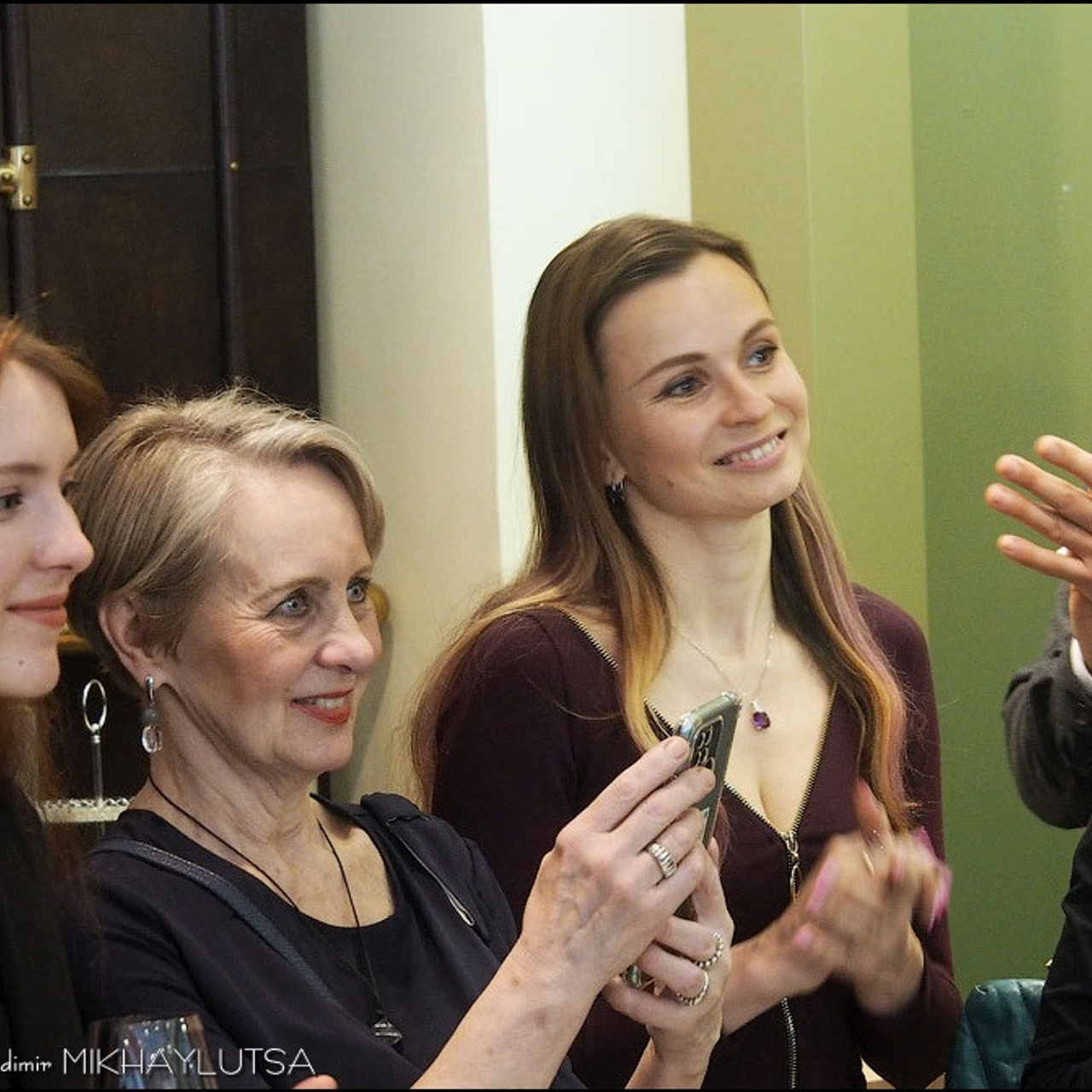 Юбилейная выставка галереи «Краски жизни»