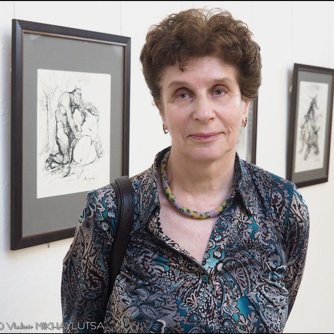 Латиф Казбеков «БУМАЖНЫЕ МИРЫ»