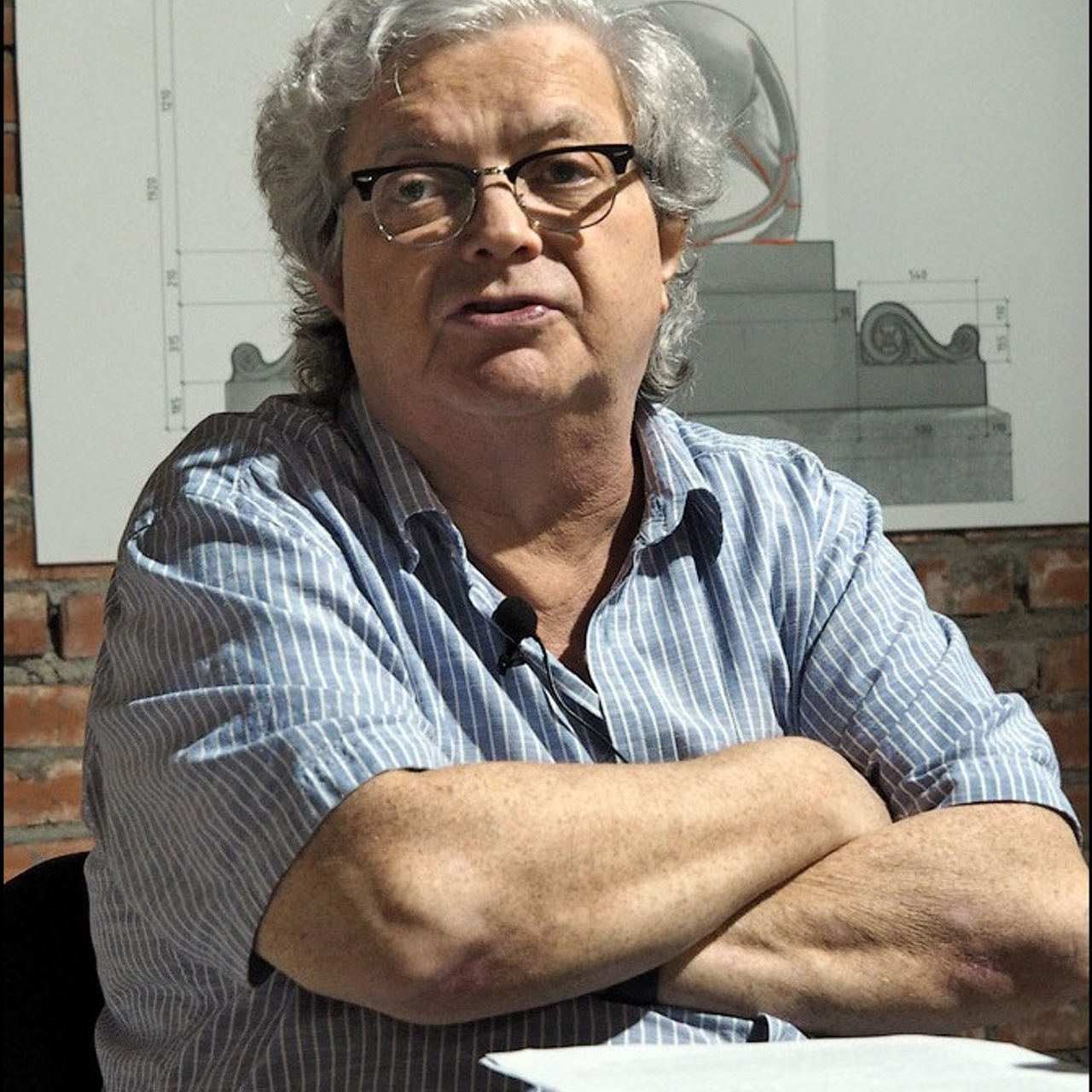 «От монумента до граффити»