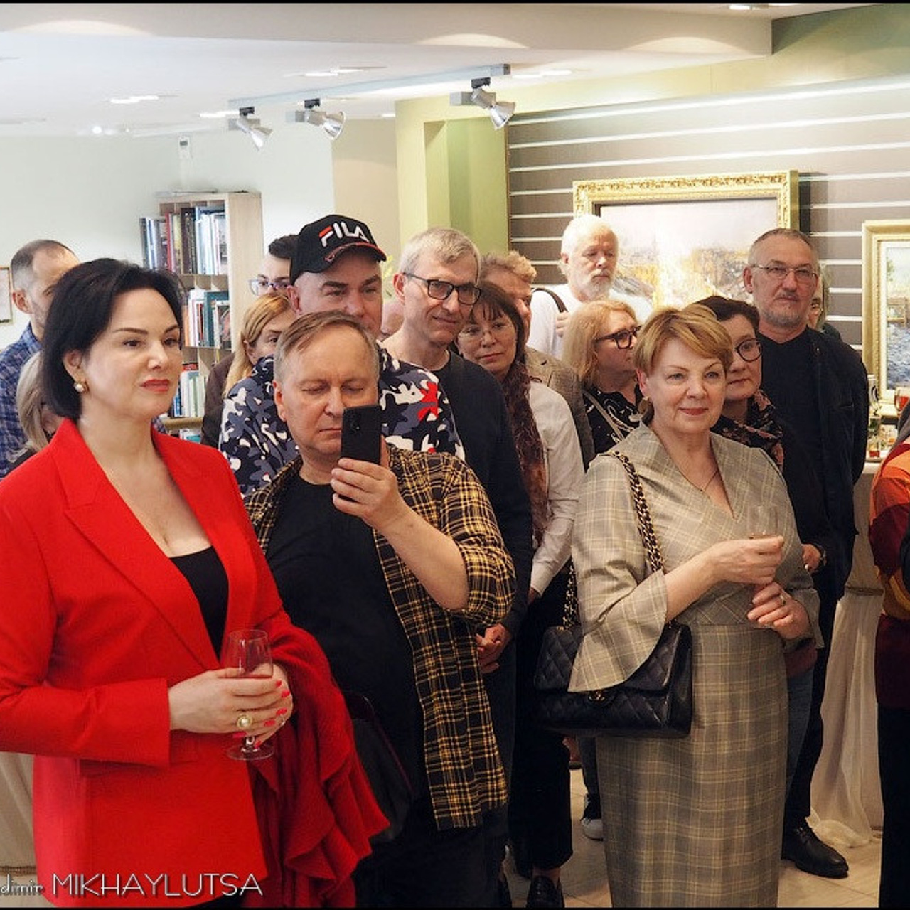 Юбилейная выставка галереи «Краски жизни»