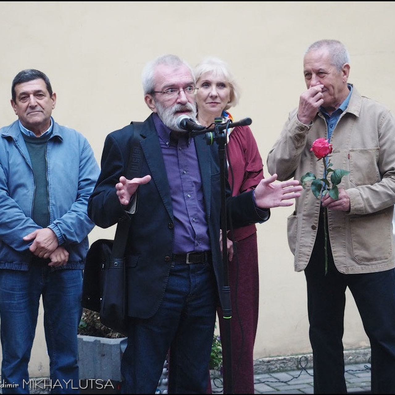 Роберт Лотош «ИСТОРИИ ПОВСЕДНЕВНОСТИ»