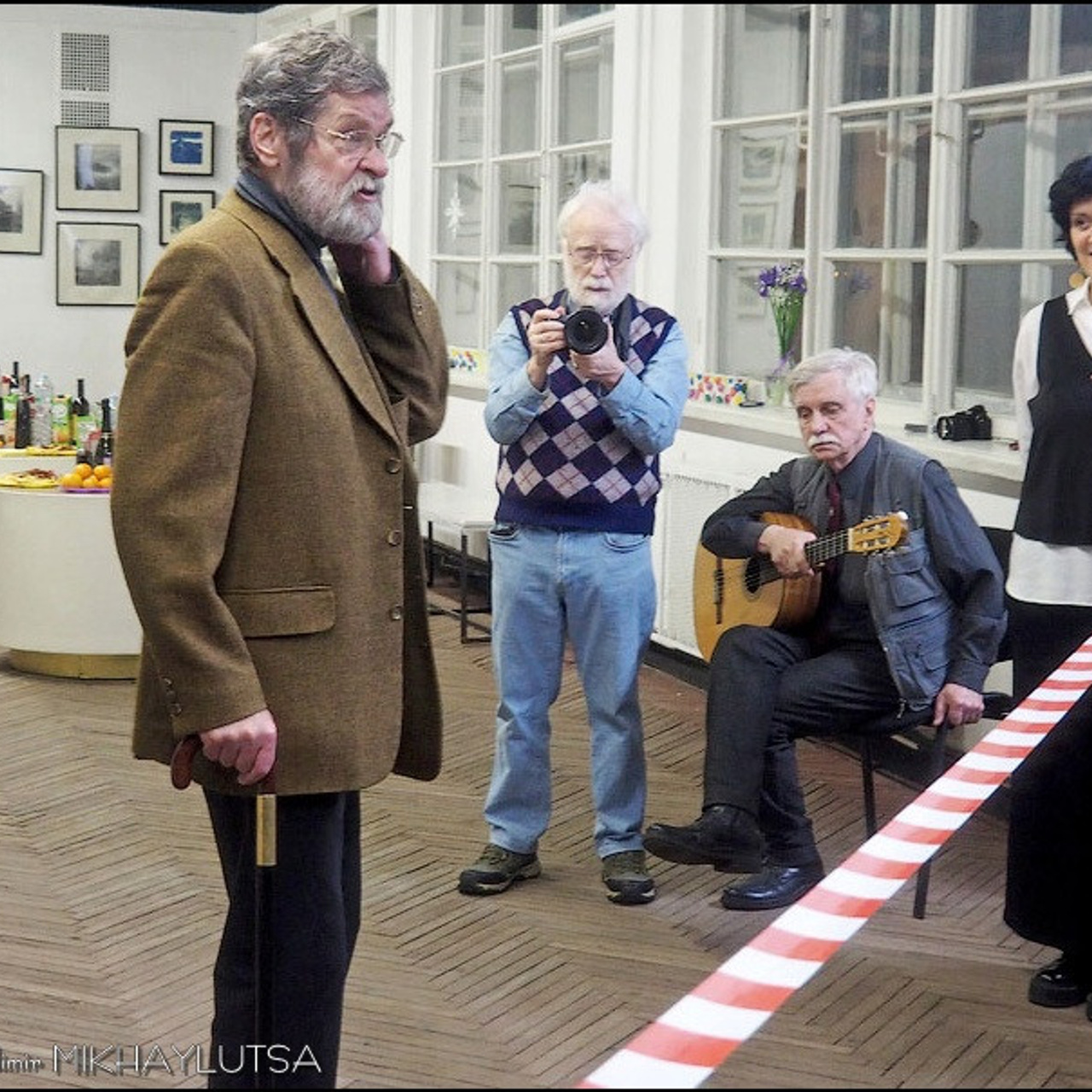 НЕ чёрный, НО квадрат - Люминография - luminografia.ru