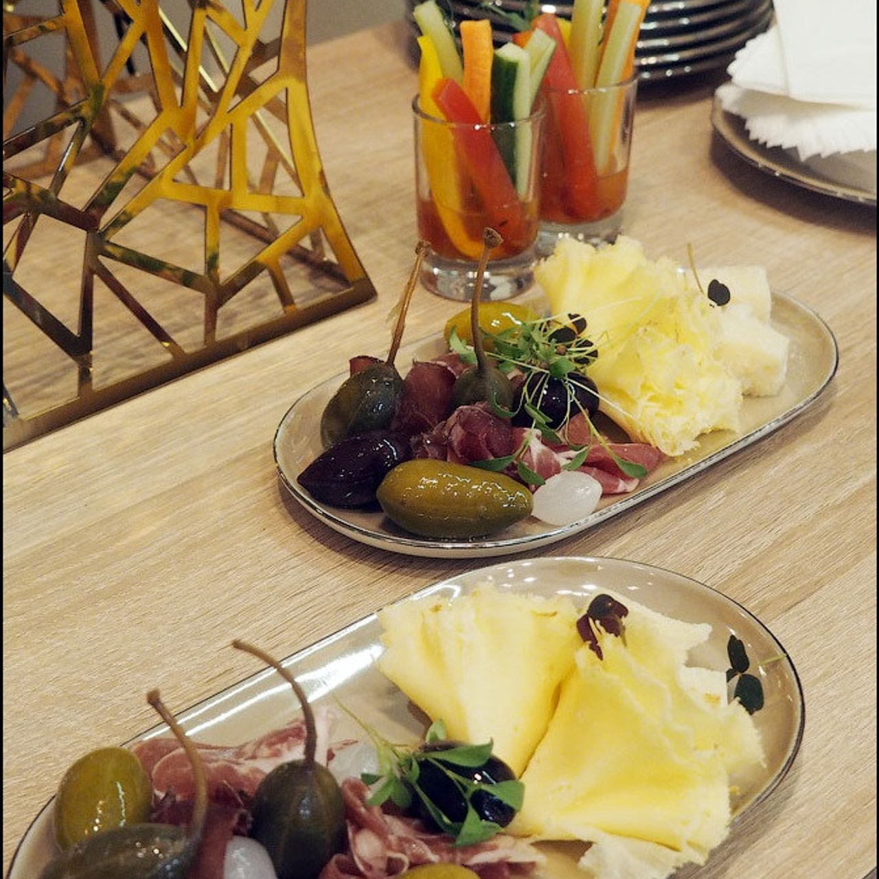 Юбилейная выставка галереи «Краски жизни»