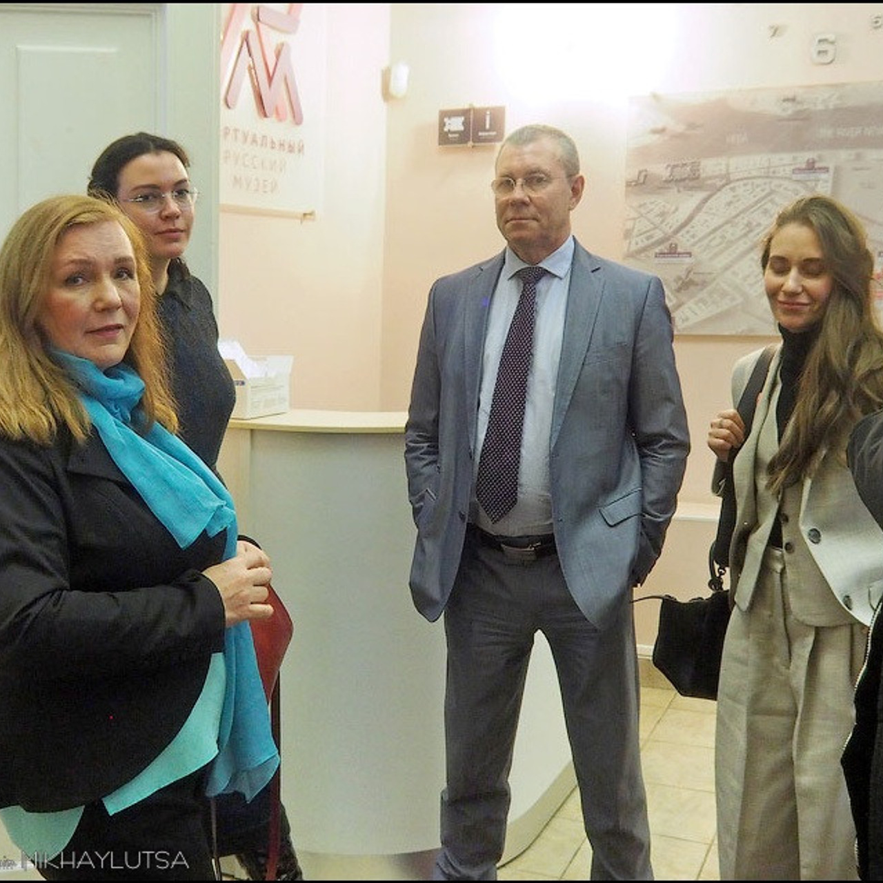 Посвящение космонавтике - Люминография - luminografia.ru