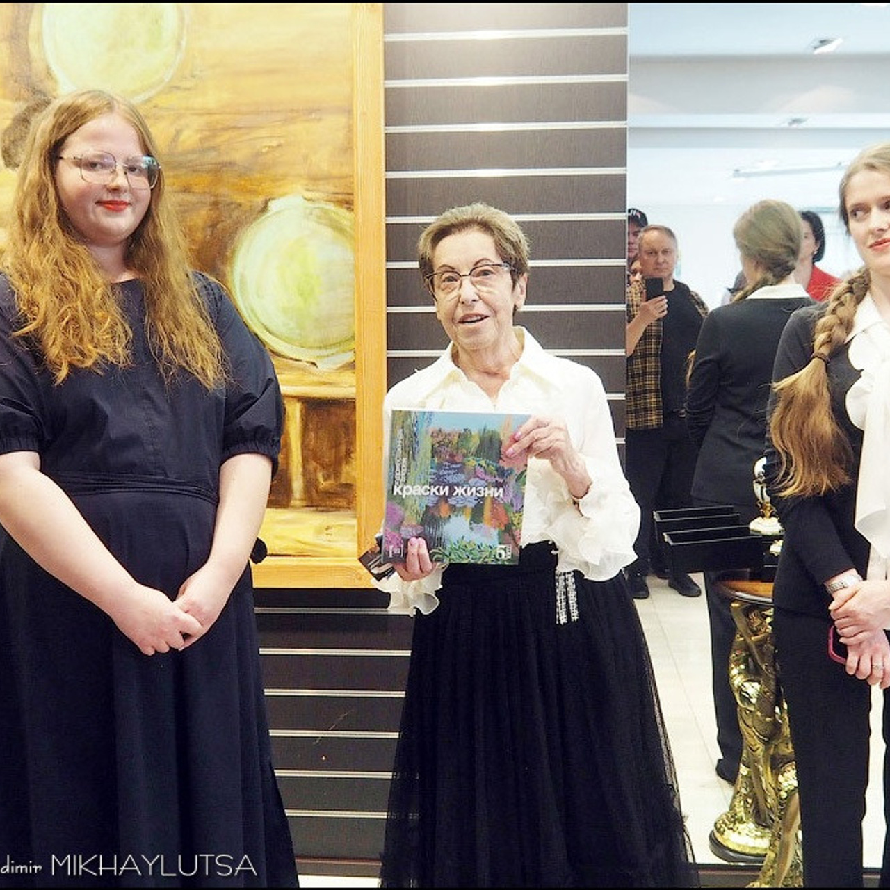 Юбилейная выставка галереи «Краски жизни»