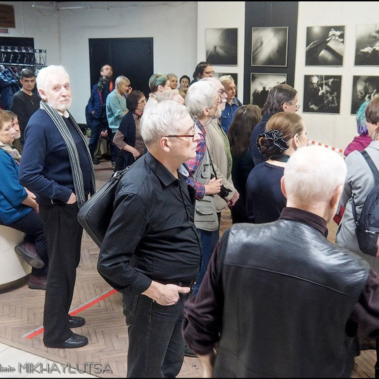 НЕ чёрный, НО квадрат - Люминография - luminografia.ru