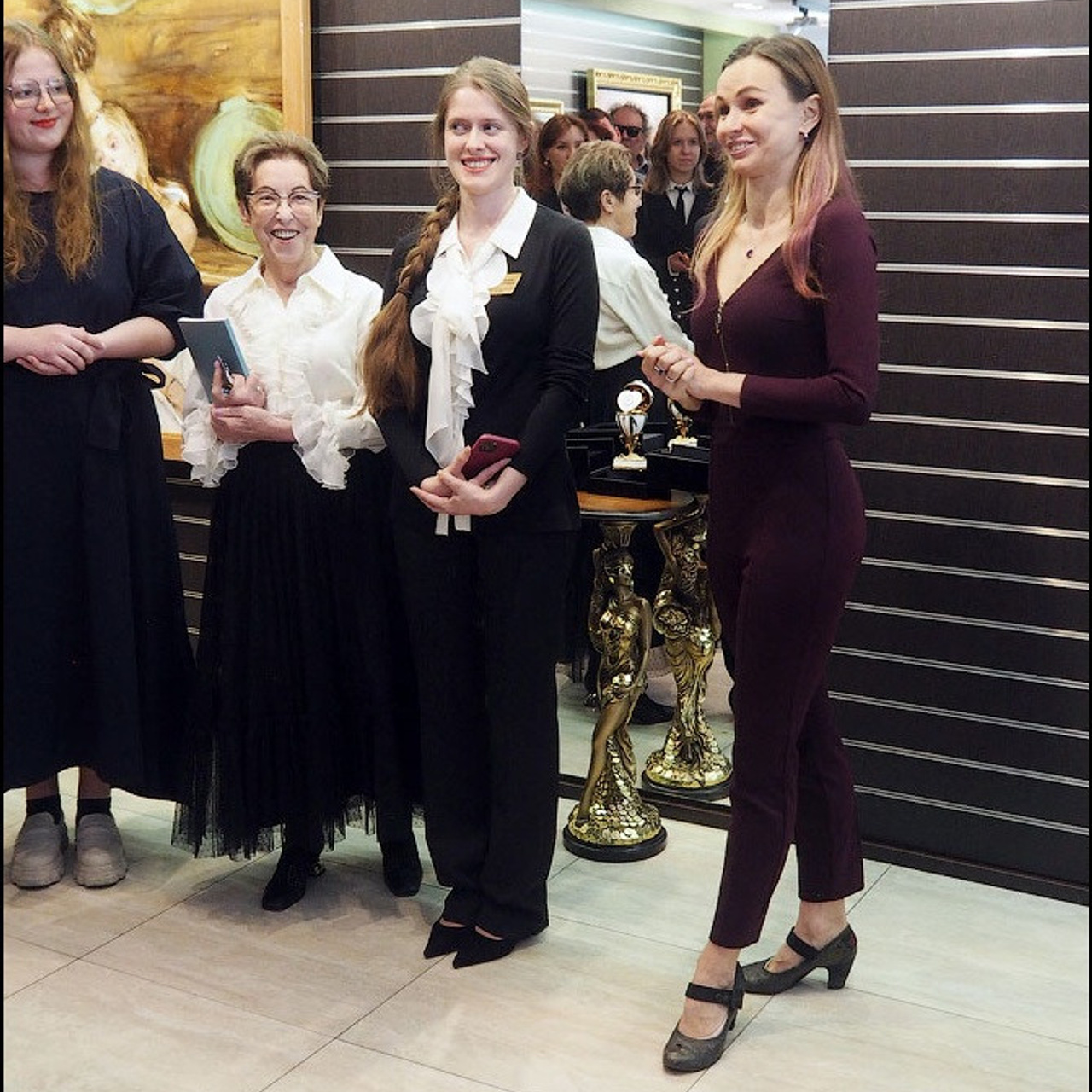 Юбилейная выставка галереи «Краски жизни»