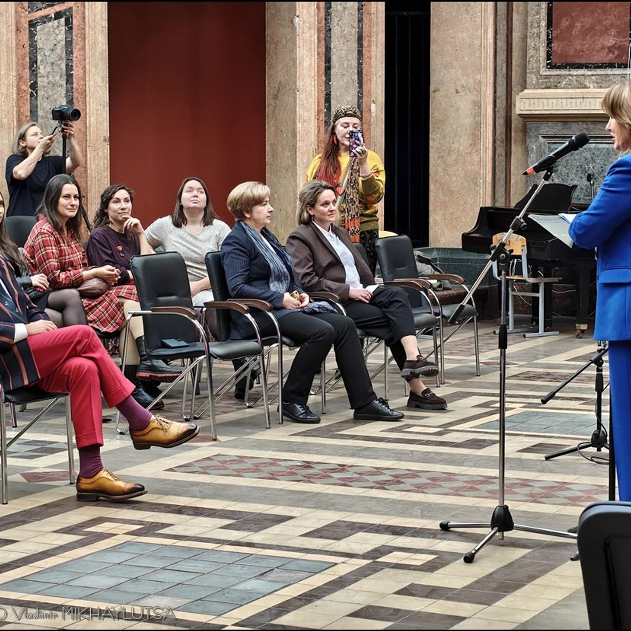 Встреча выпускников СПГХПА им. А. Л. Штиглица. Люминографическое общество СПБ