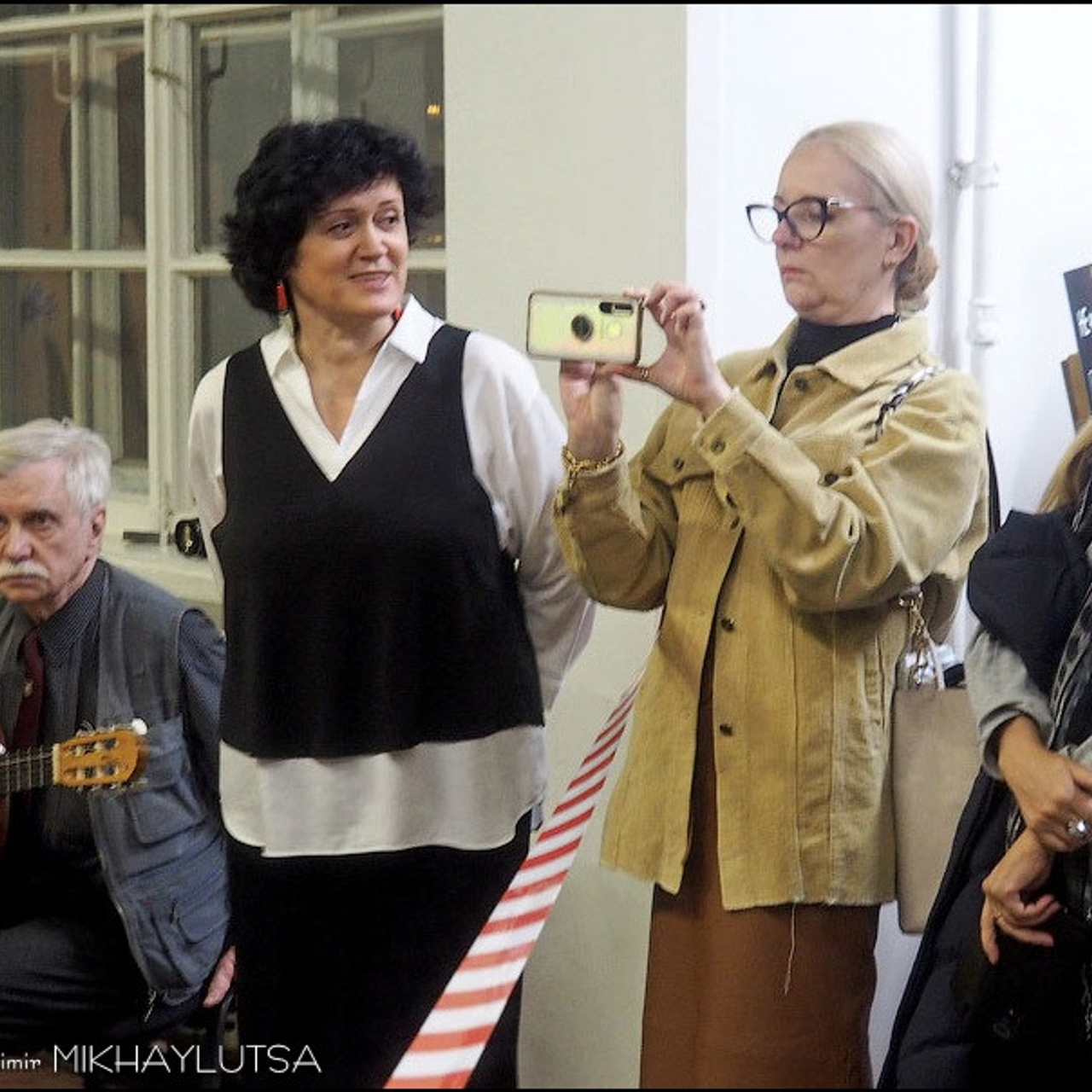 НЕ чёрный, НО квадрат - Люминография - luminografia.ru