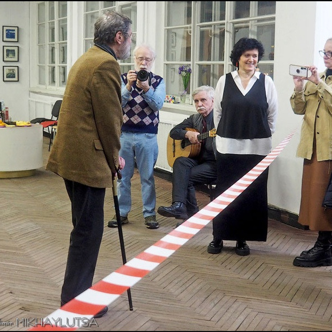 НЕ чёрный, НО квадрат - Люминография - luminografia.ru