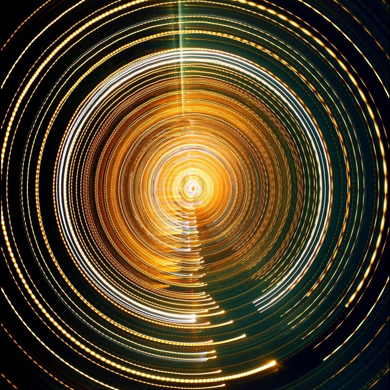 Vladimir Mikhaylutsa, Владимир Михайлуца, mikhaylutsa, художник михайлуца, люминограф, light art, lightpainting, freezelight, mikhailutsa, фотограф михайлуца, председатель люминографического общества,