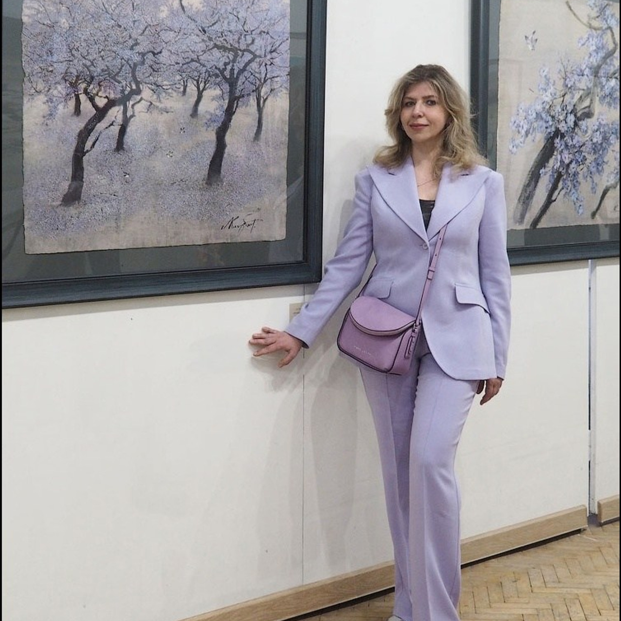 Латиф Казбеков «БУМАЖНЫЕ МИРЫ»