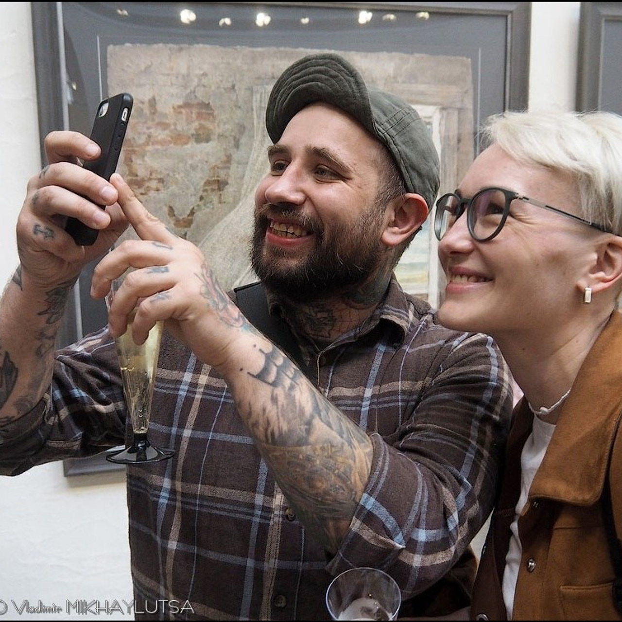 Латиф Казбеков «БУМАЖНЫЕ МИРЫ»