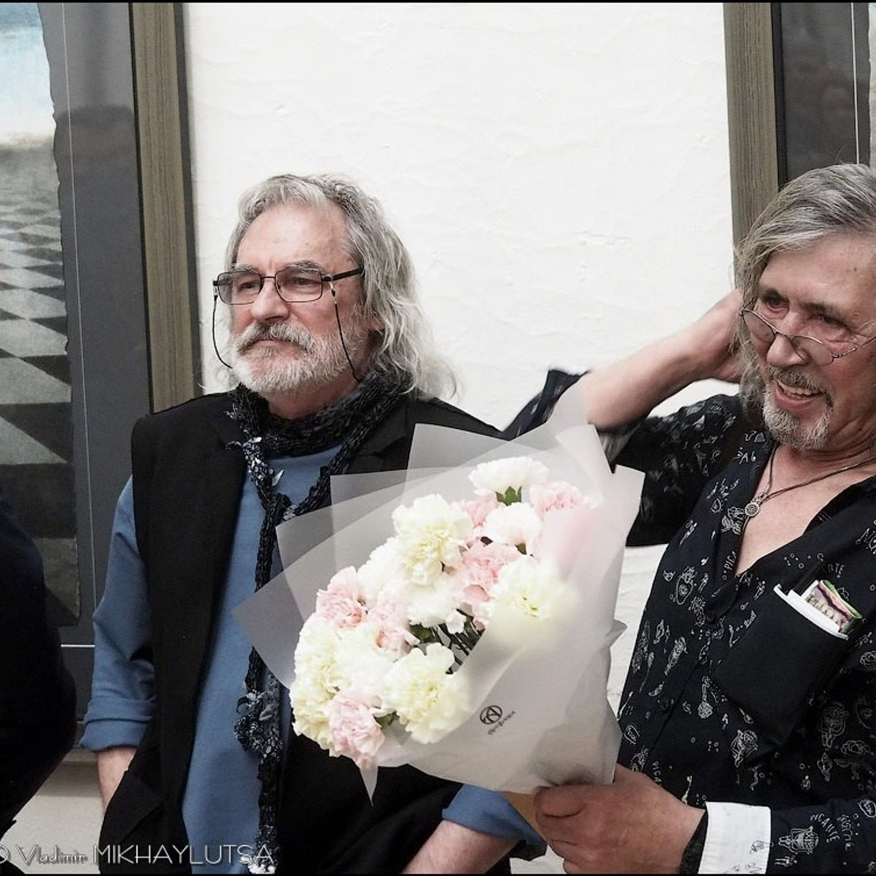 Латиф Казбеков «БУМАЖНЫЕ МИРЫ»