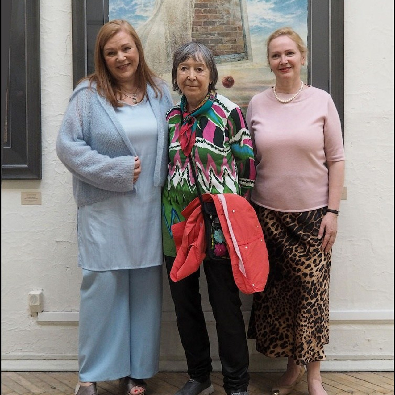 Латиф Казбеков «БУМАЖНЫЕ МИРЫ»