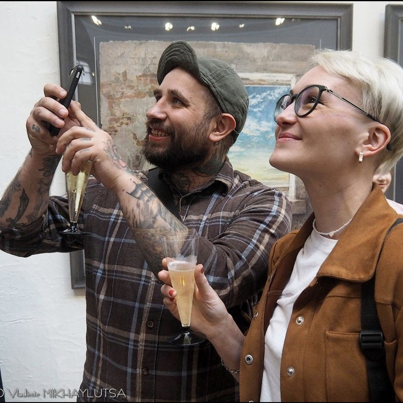 Латиф Казбеков «БУМАЖНЫЕ МИРЫ»