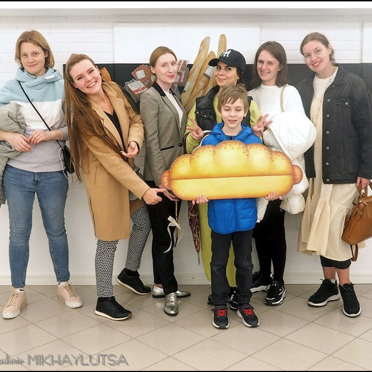 Сосиске в тесте 150 лет! - Люминография - luminografia.ru