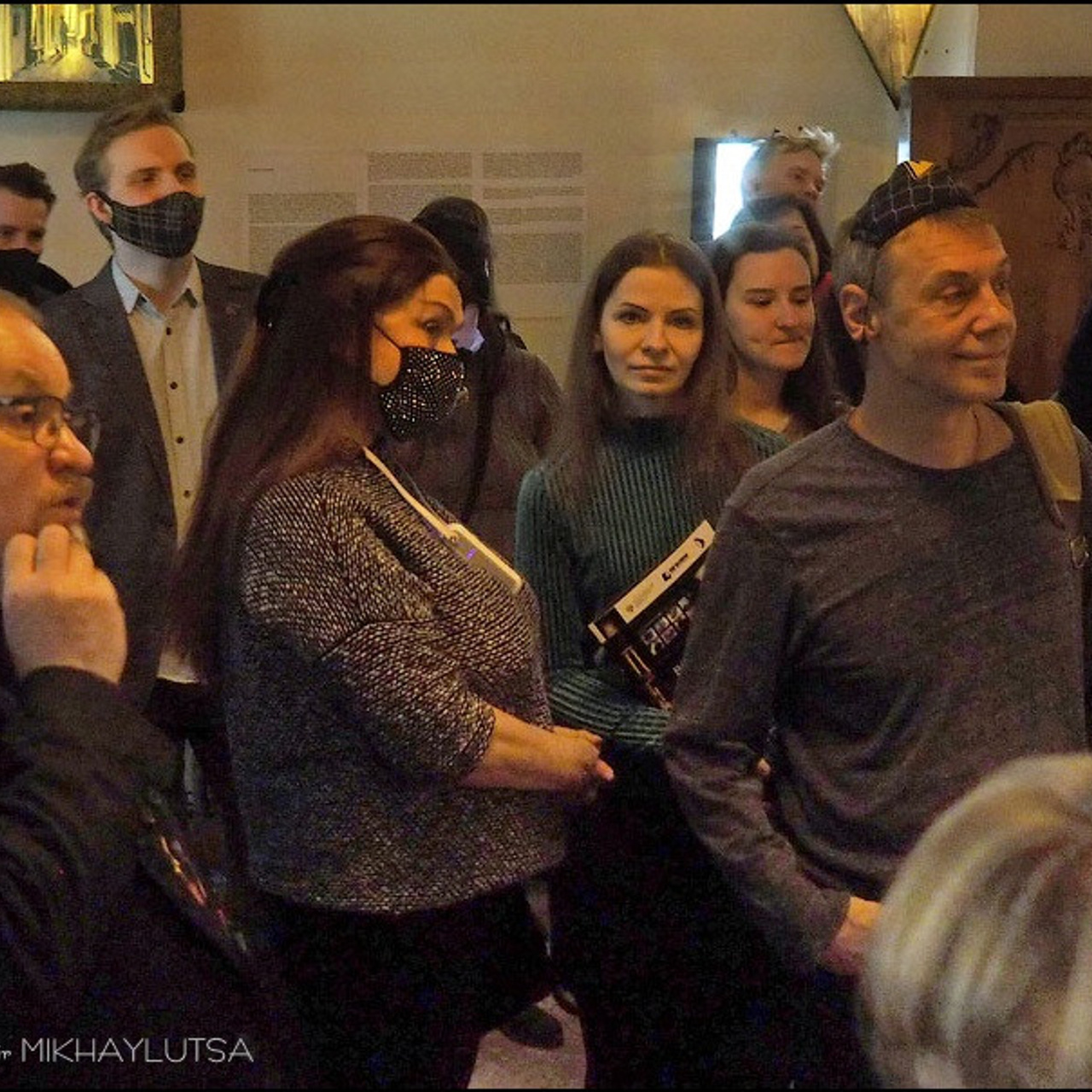 Восстание лайтбоксеров - Люминография - luminografia.ru