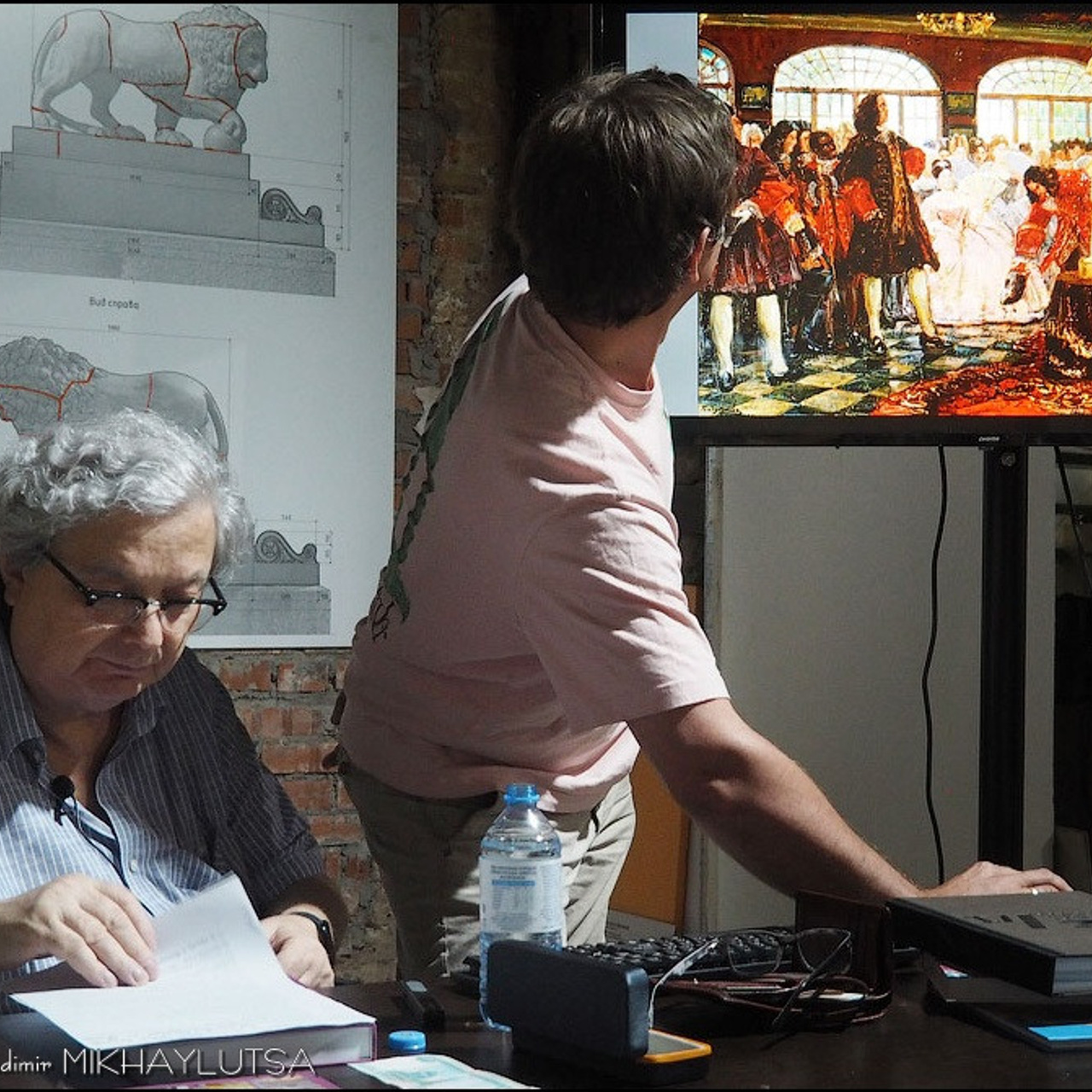 «От монумента до граффити»