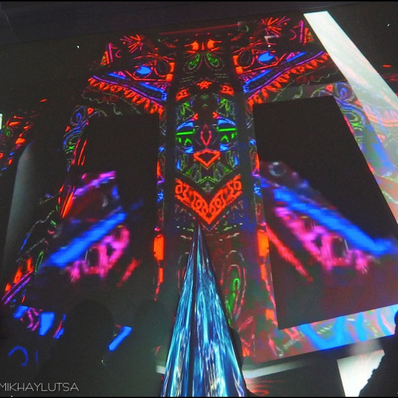 Посвящение космонавтике - Люминография - luminografia.ru