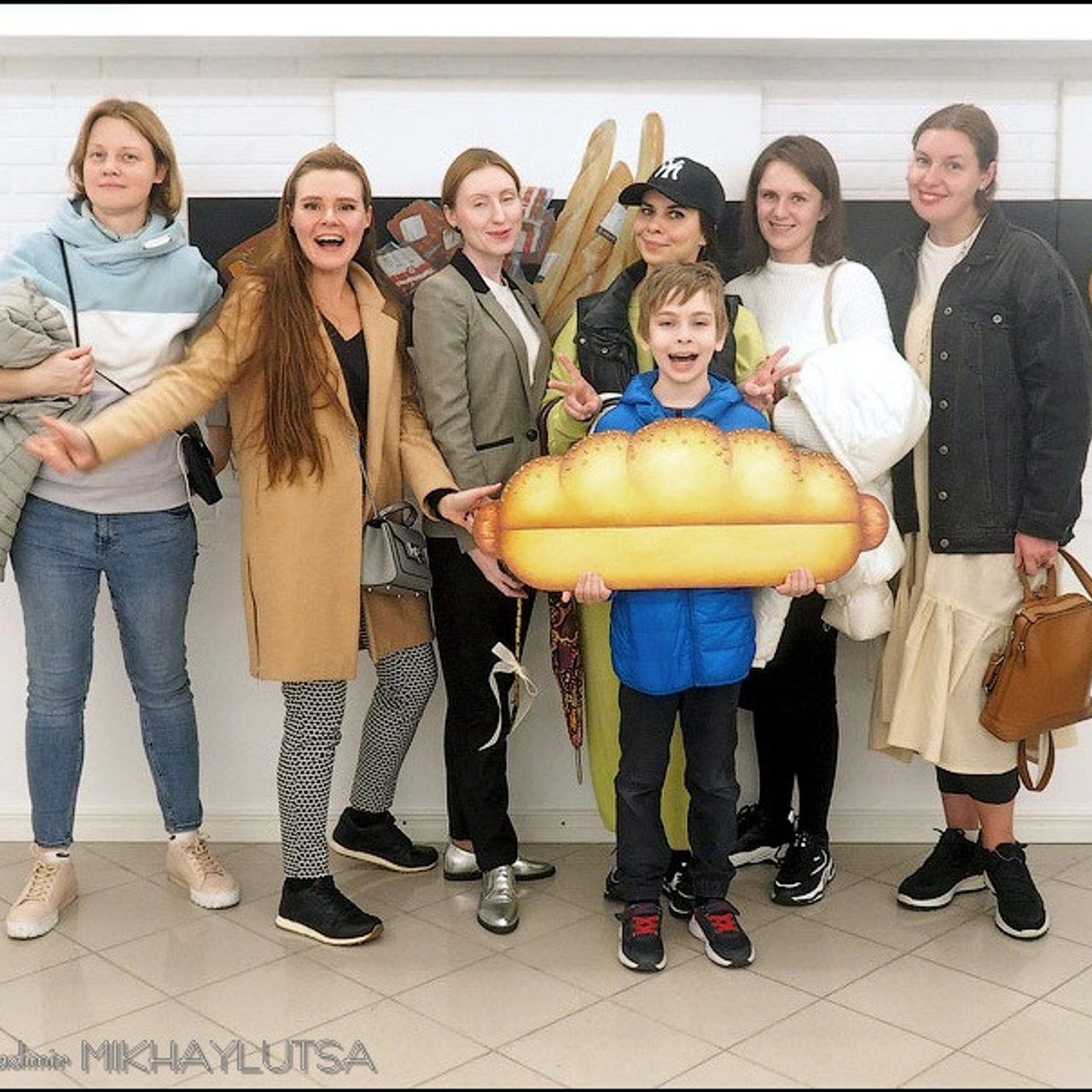 Сосиске в тесте 150 лет! - Люминография - luminografia.ru