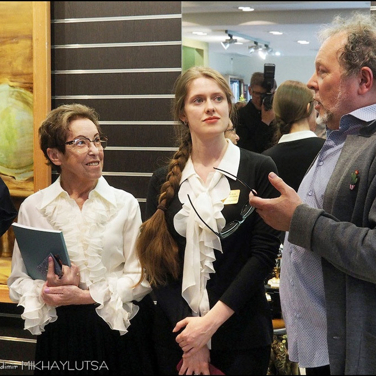 Юбилейная выставка галереи «Краски жизни»