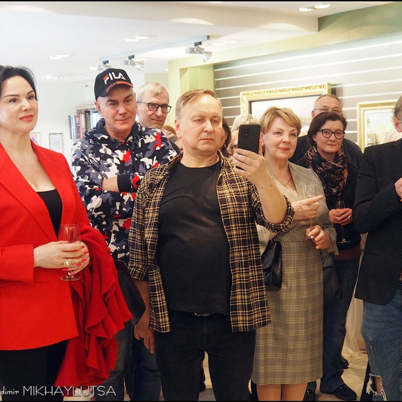 Юбилейная выставка галереи «Краски жизни»