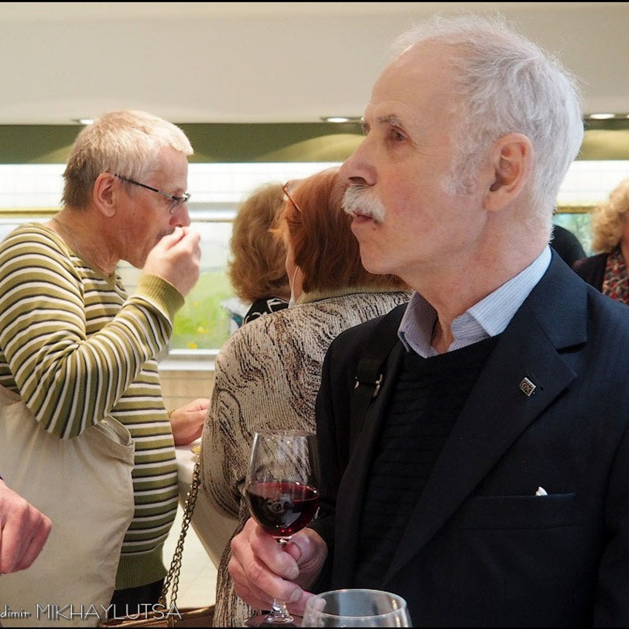 Юбилейная выставка галереи «Краски жизни»