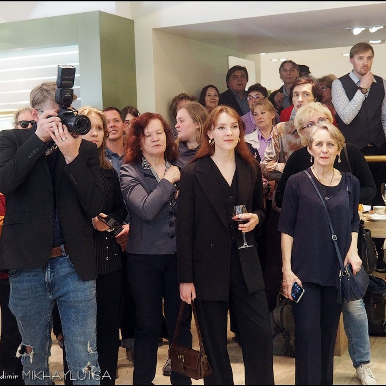 Юбилейная выставка галереи «Краски жизни»