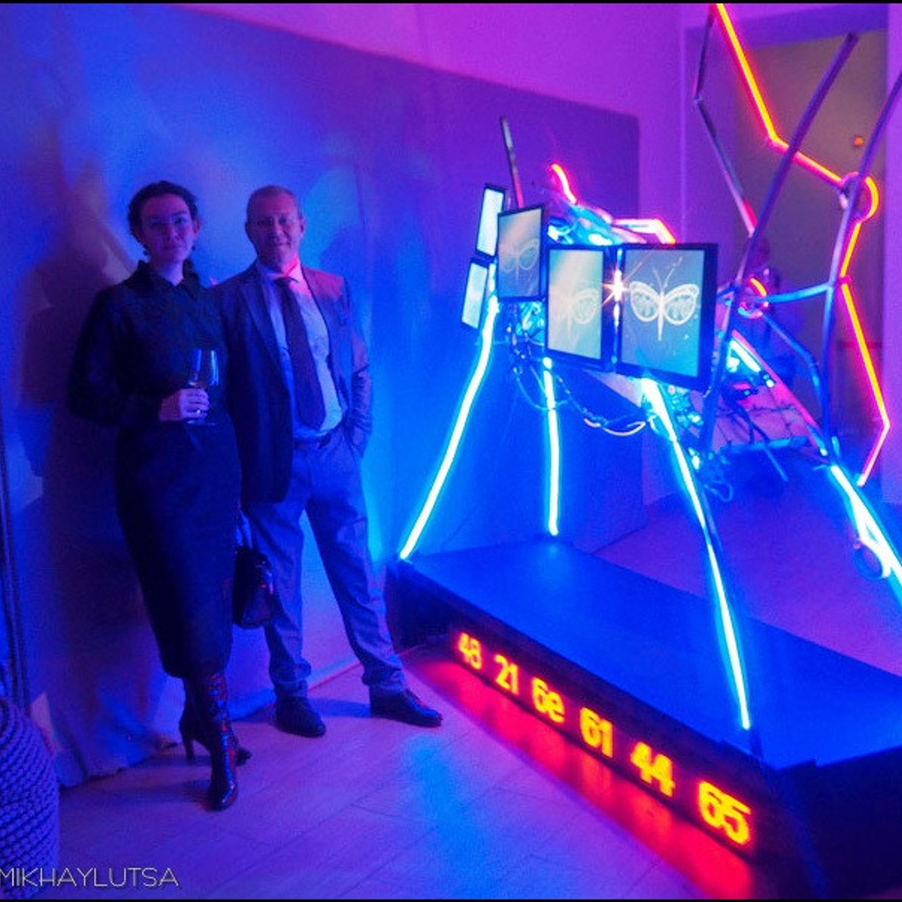 Посвящение космонавтике - Люминография - luminografia.ru