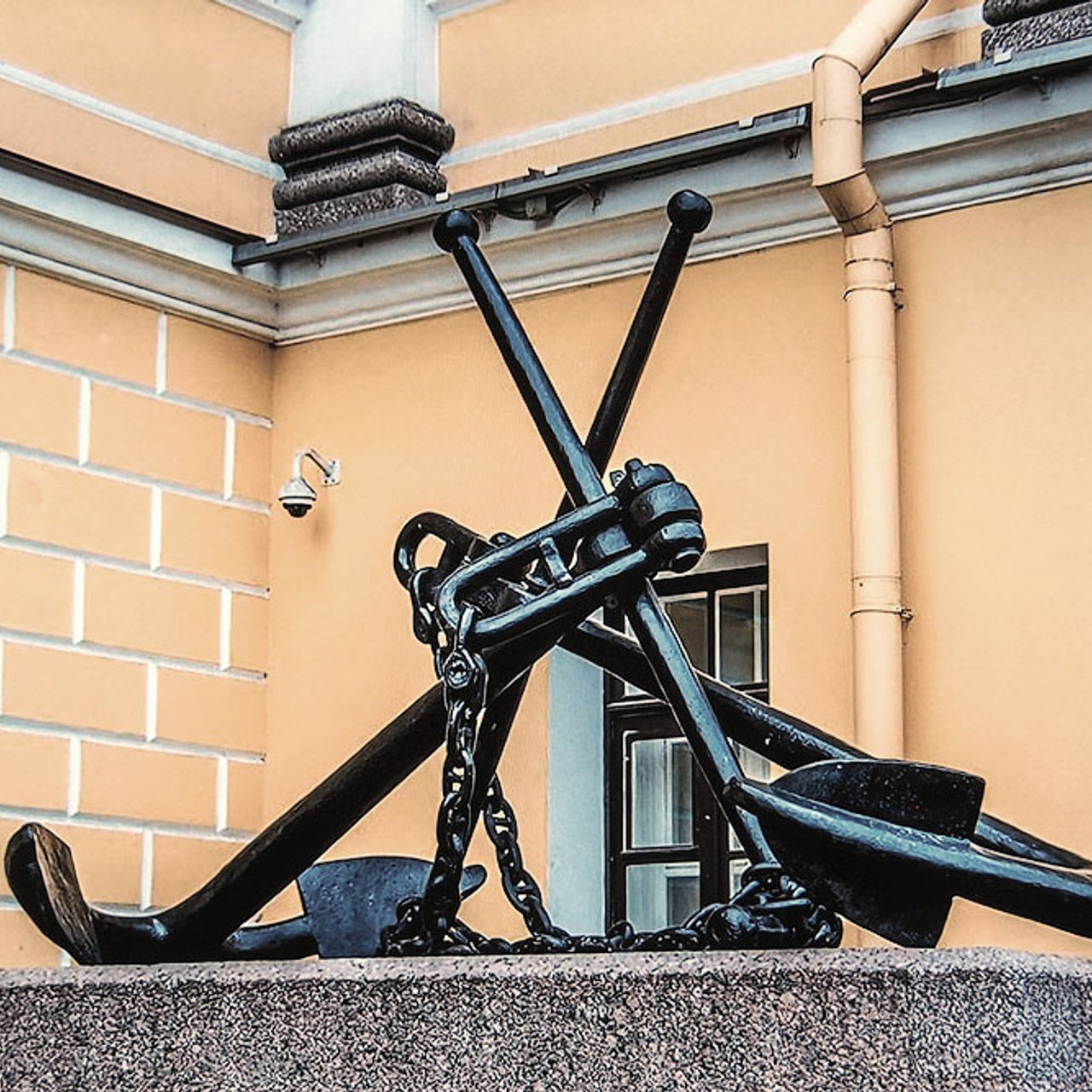 «От монумента до граффити»