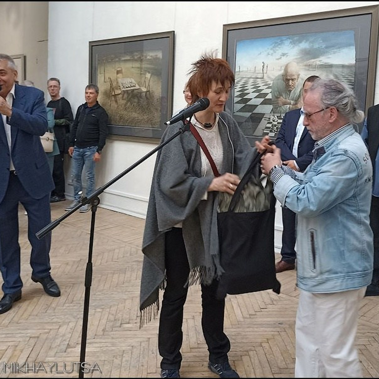 Латиф Казбеков «БУМАЖНЫЕ МИРЫ»