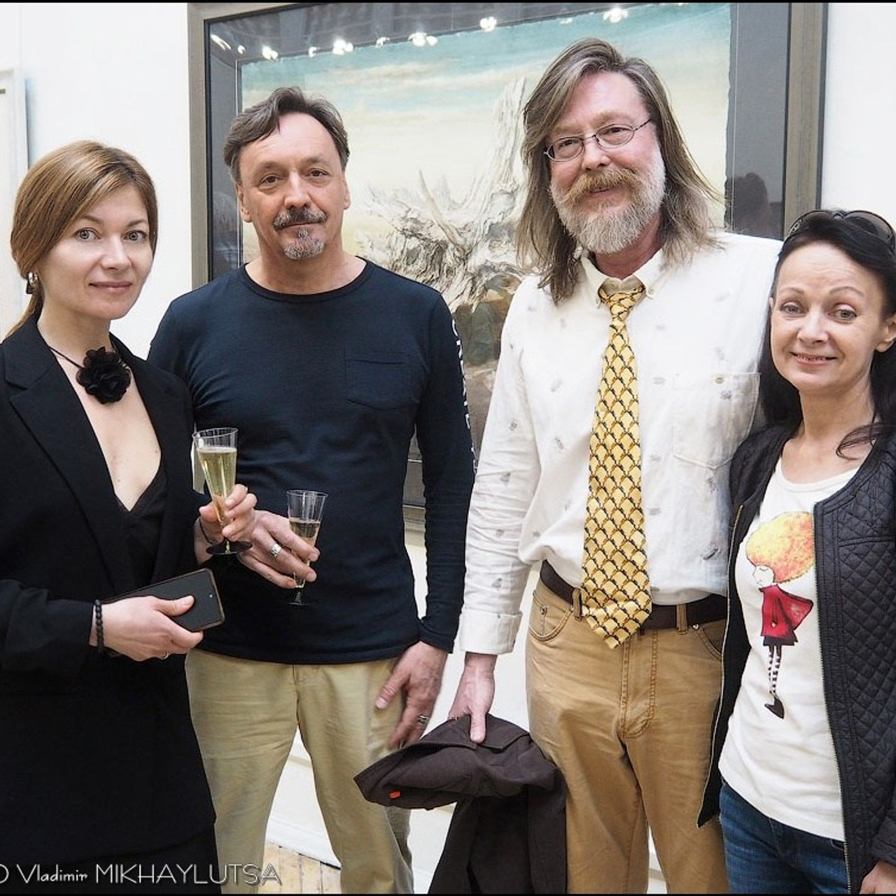 Латиф Казбеков «БУМАЖНЫЕ МИРЫ»