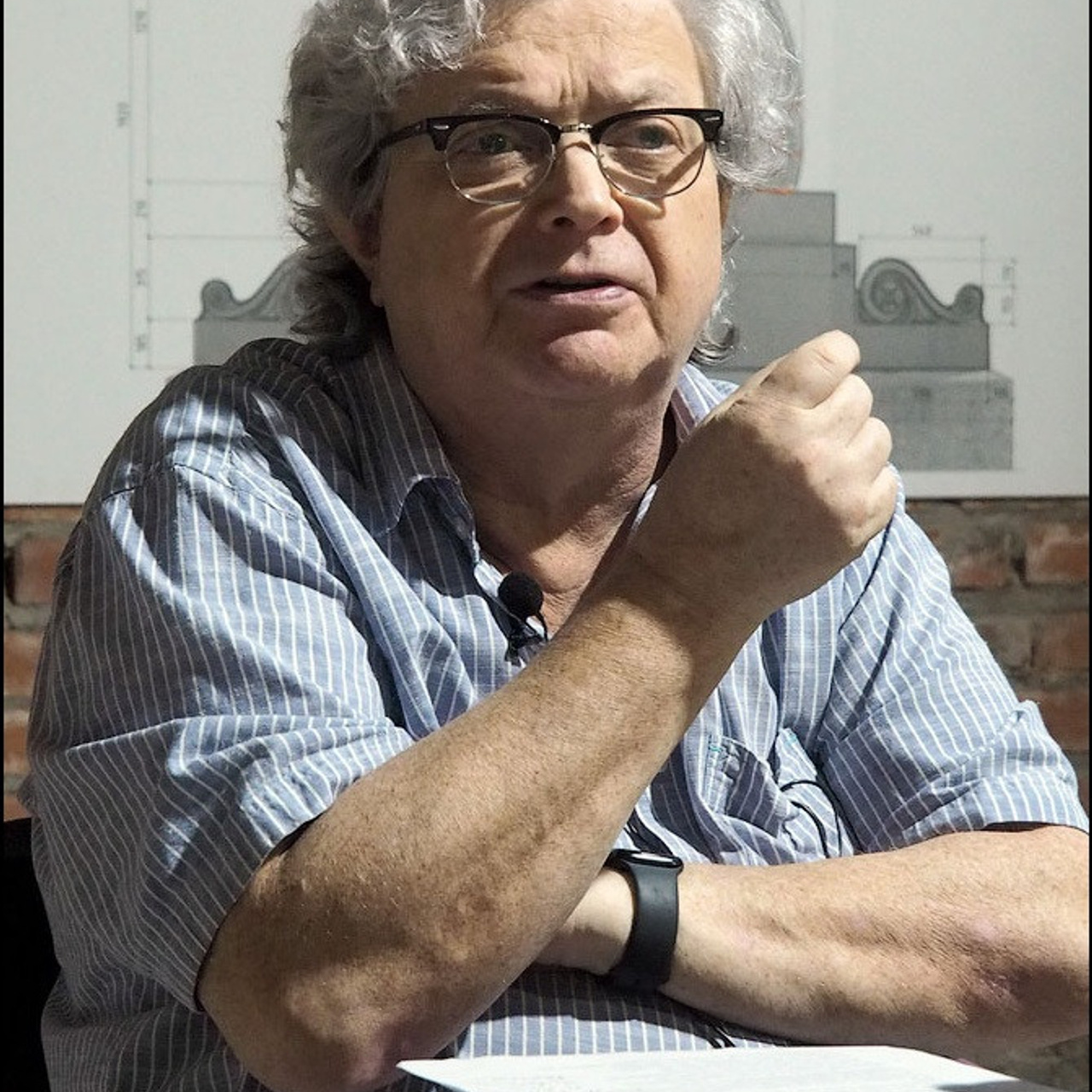 «От монумента до граффити»