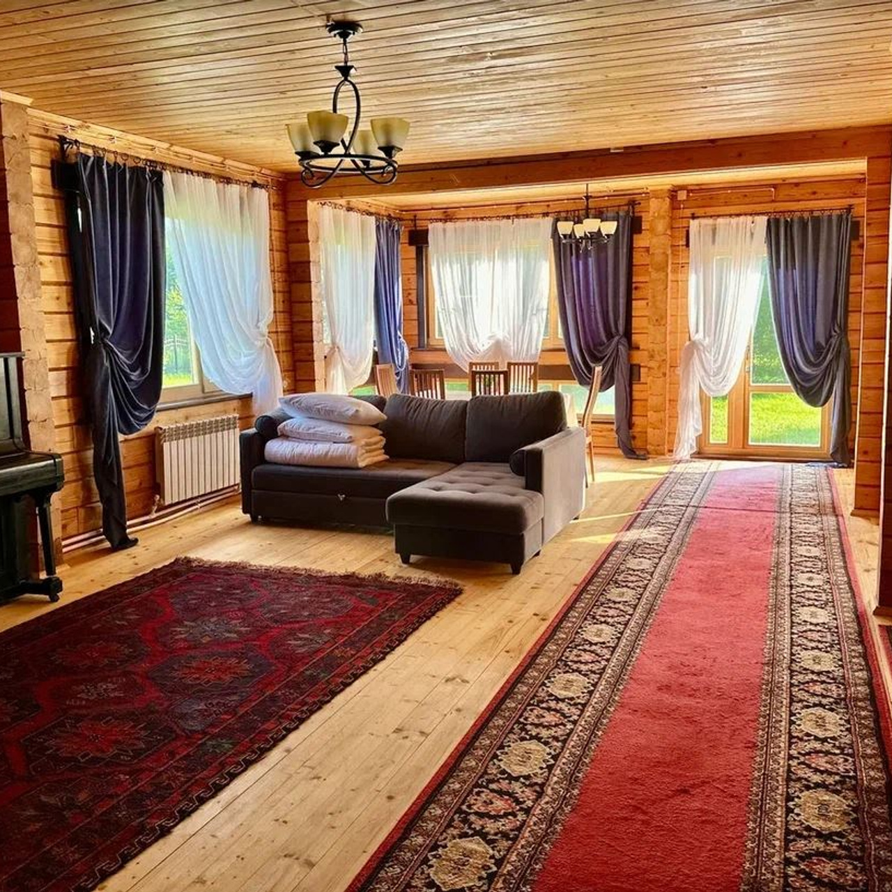 Банкетный зал Веранда в Якушево у озера для свадеб, юбилеев, корпоративов. Официальный сайт