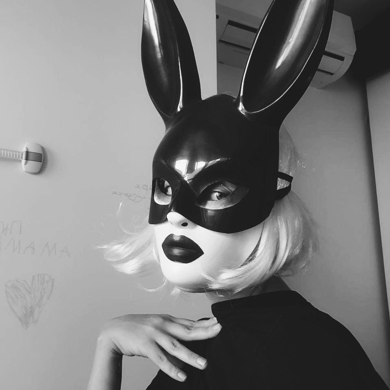 Блог. Фотографии, видео от Лисавлесу. Мимы и Ходулисты на встречу гостей. Москва