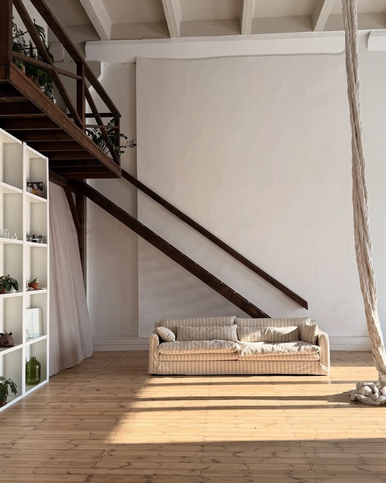 Арт Холл (Вторая речка)