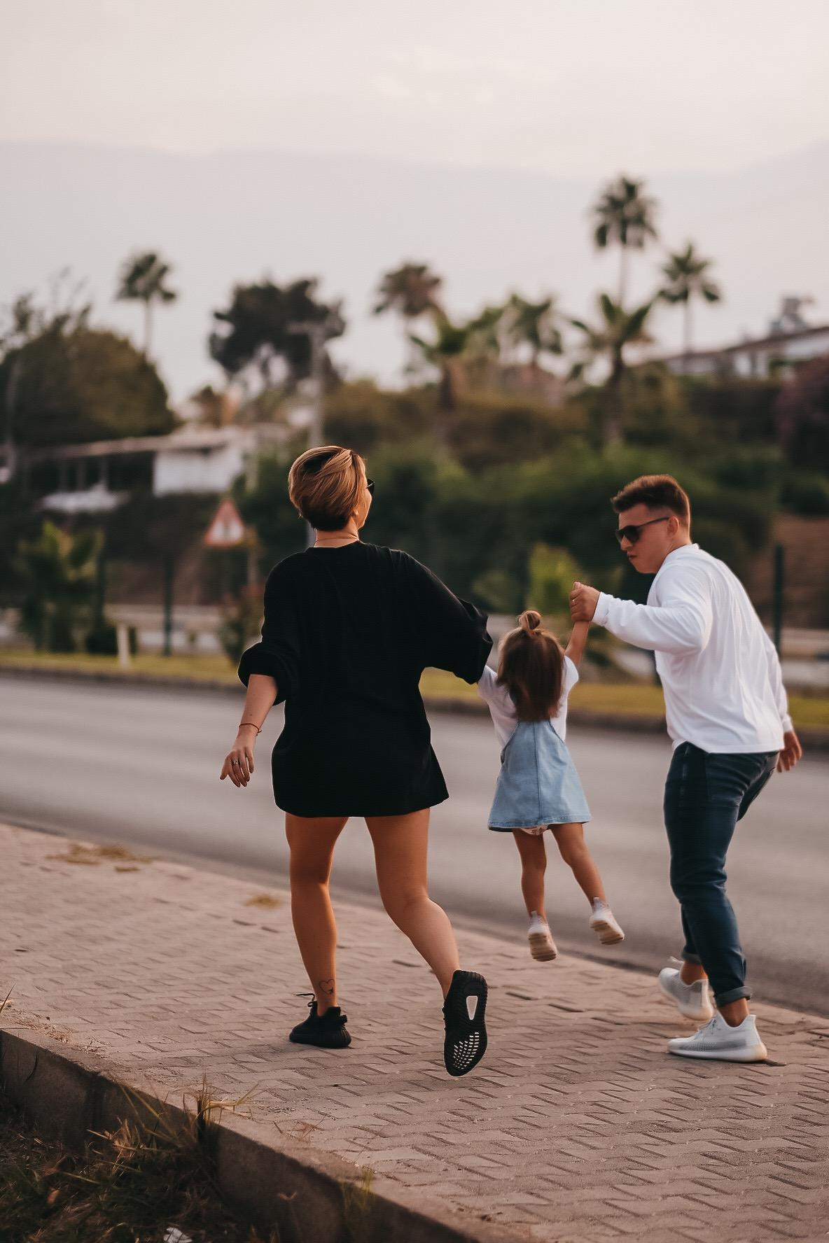 KORNEYCHUK EVGENY |DUBAI | PHOTOGRAPHER | CREATIVE PRODUCER