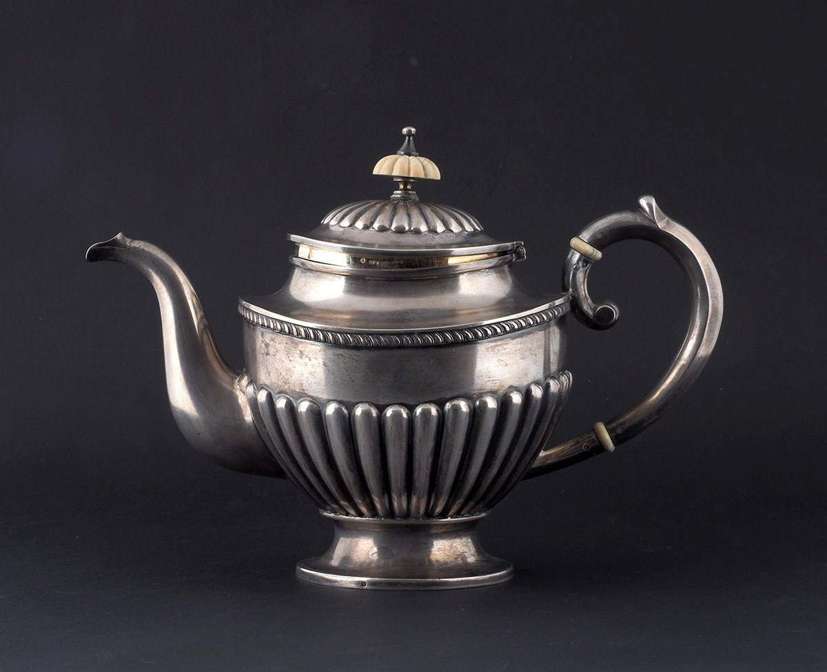 Предметная съемка ДПИ | Аукционный дом «Литфонд». Репортажный и семейный фотограф в Санкт-Петербурге Тарас Марченко