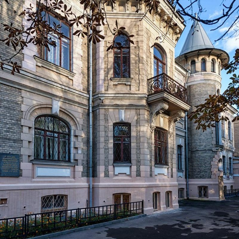 Съемка росписи в Грибоедовском ЗАГСе и локации для фотосессии рядом с ним. Свадебный и семейный фотограф в Москве Анастасия Крам