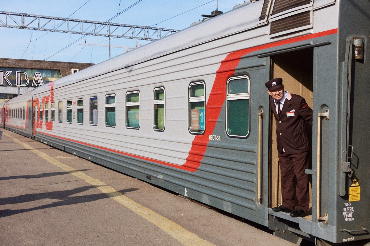 Завтра Волга!. Иван Кобяков