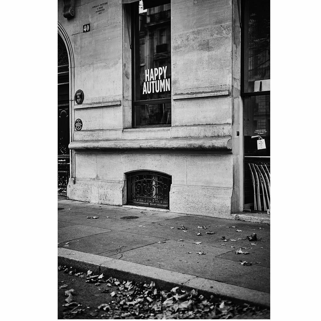 Paris: Download Error